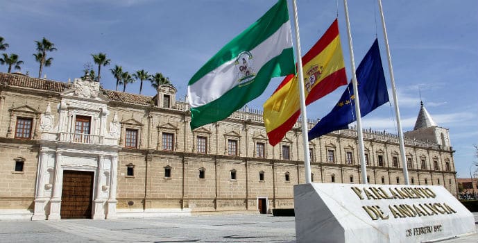 Así ha sido el cambio de legislatura en Andalucía con Juanma Moreno como presidente